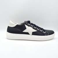 Barque | Sneaker in pelle blu con stella bianca