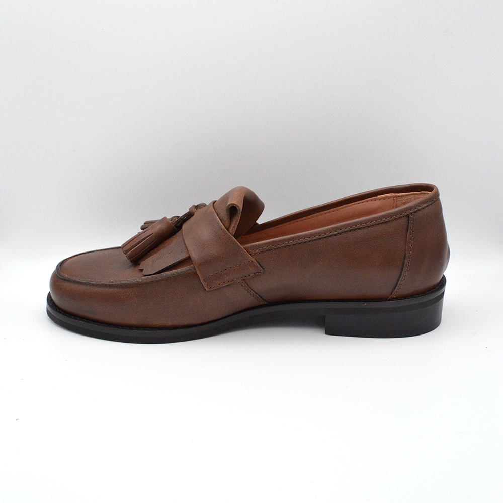 La Pregiata | Mocassino in pelle marrone con nappina