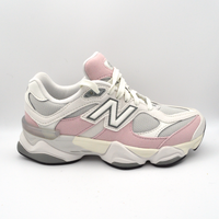 New Balance 9060 | Sneaker grigio e rosa
