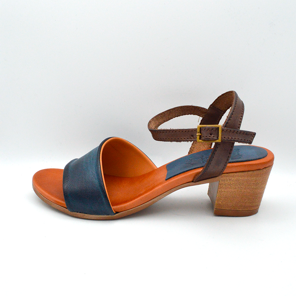 Studio76 | Sandalo con tacco azzurro