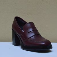 Mocassino con Tacco in Pelle – Eleganza Artigianale Made in Italy