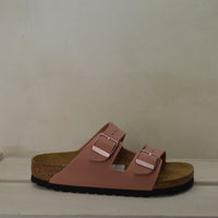 Birkenstock Arizona: Comfort Iconico in una Nuova Palette di Colori pastello