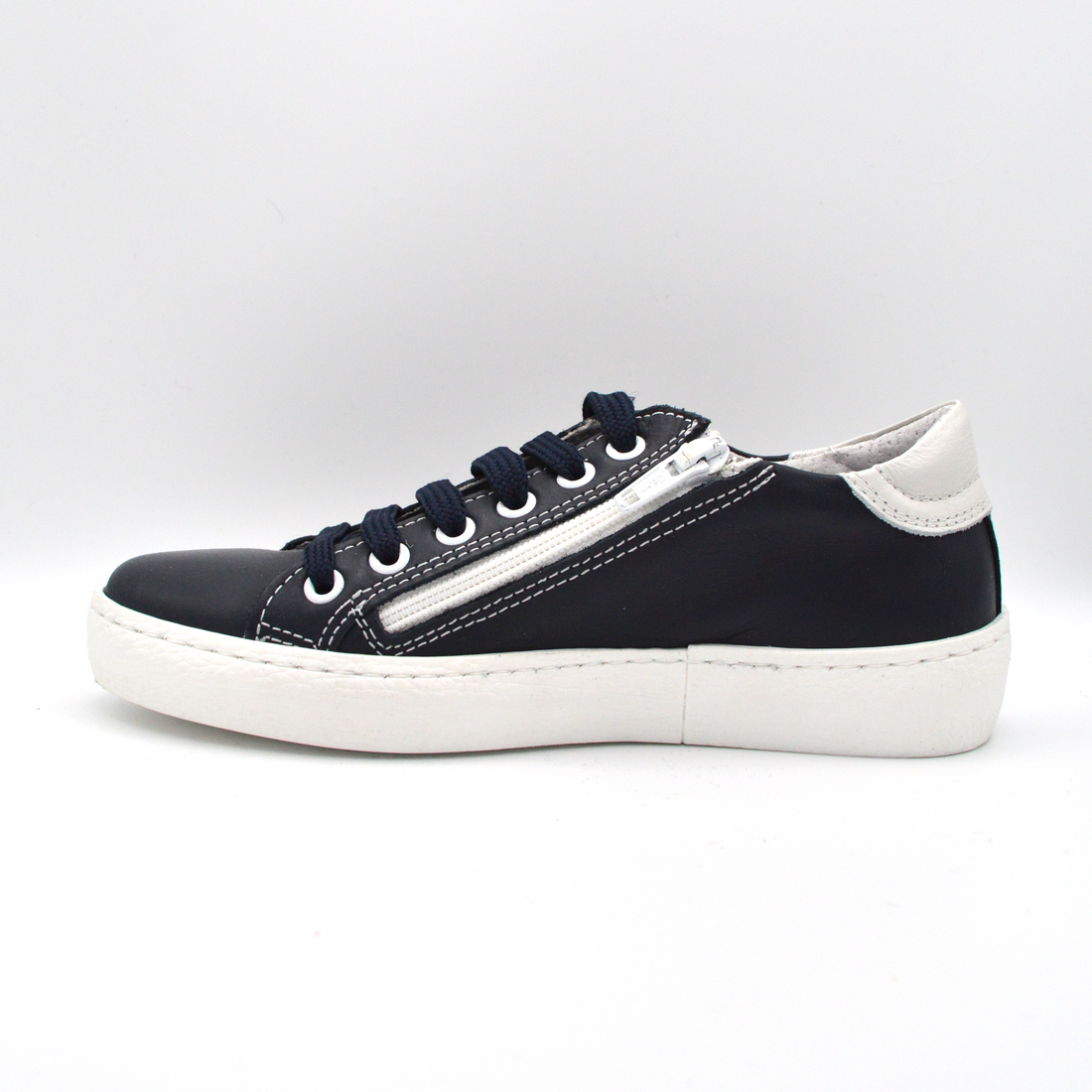 Barque | Sneaker in pelle blu con stella bianca