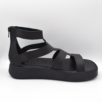 Joann | Sandalo nero con cinturino
