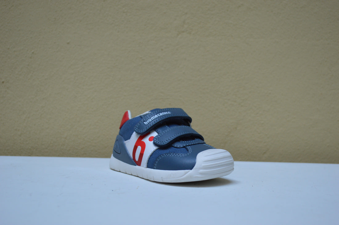Biomecanics Sneakers Navy