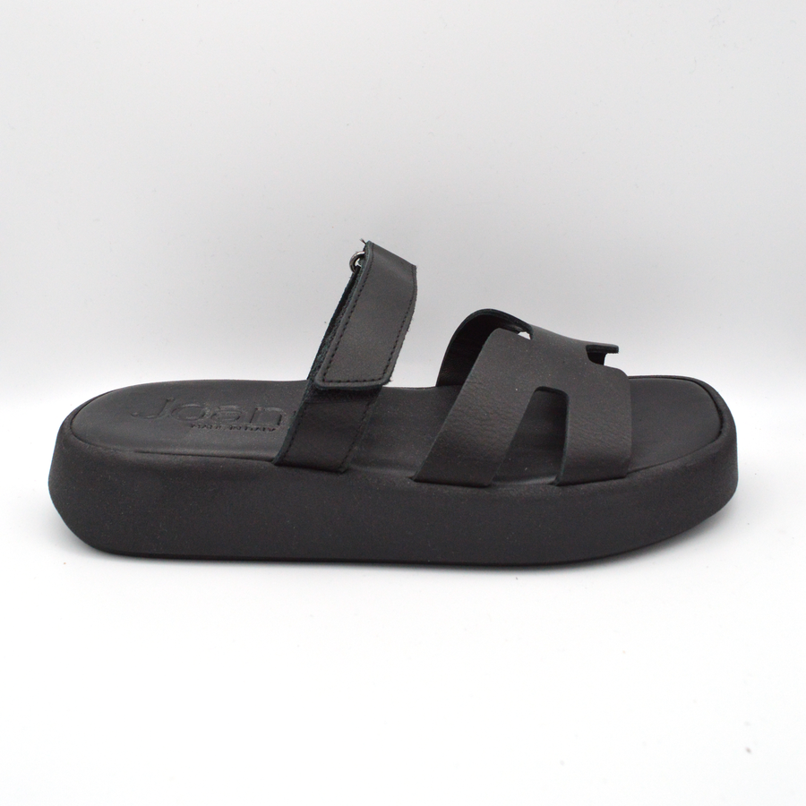 Joann | Sandalo nero platform