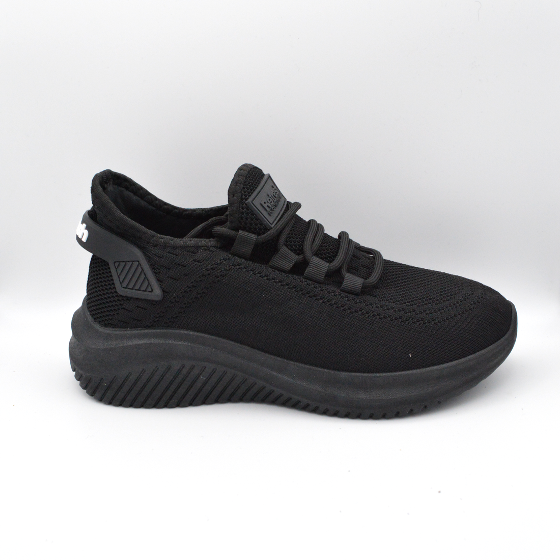 Refresh | Sneaker nera