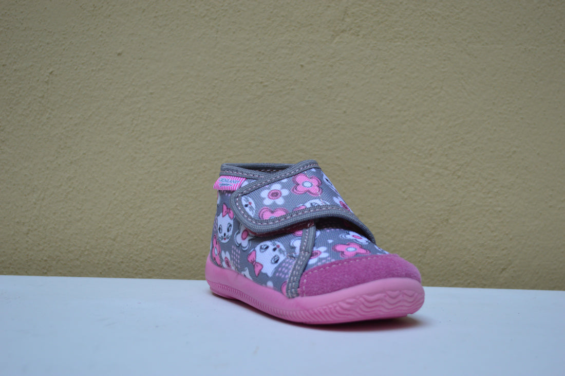 Pantofola Grünland Junior – Dolcezza e Sostegno in Rosa