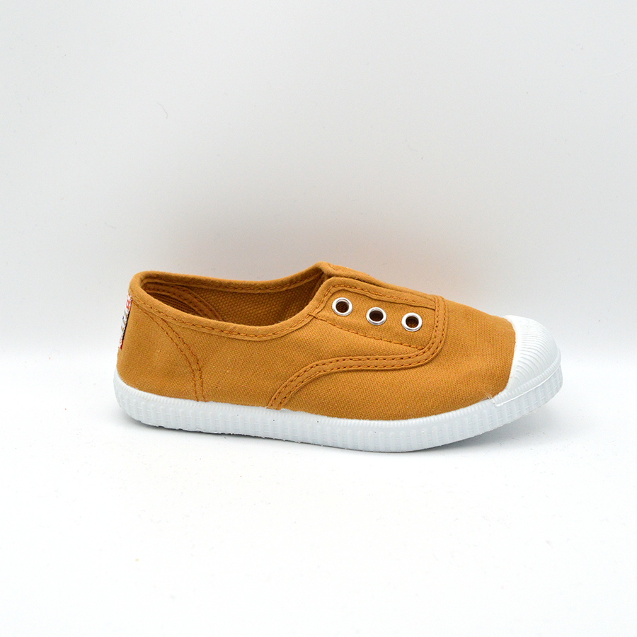 Cienta | Slip on giallo ocra