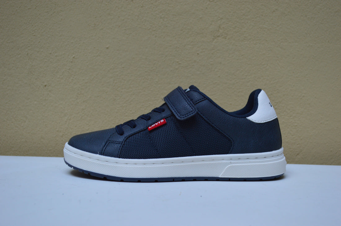 Levi's® Sneaker "Court Kids" – Stile Iconico e Massima Praticità