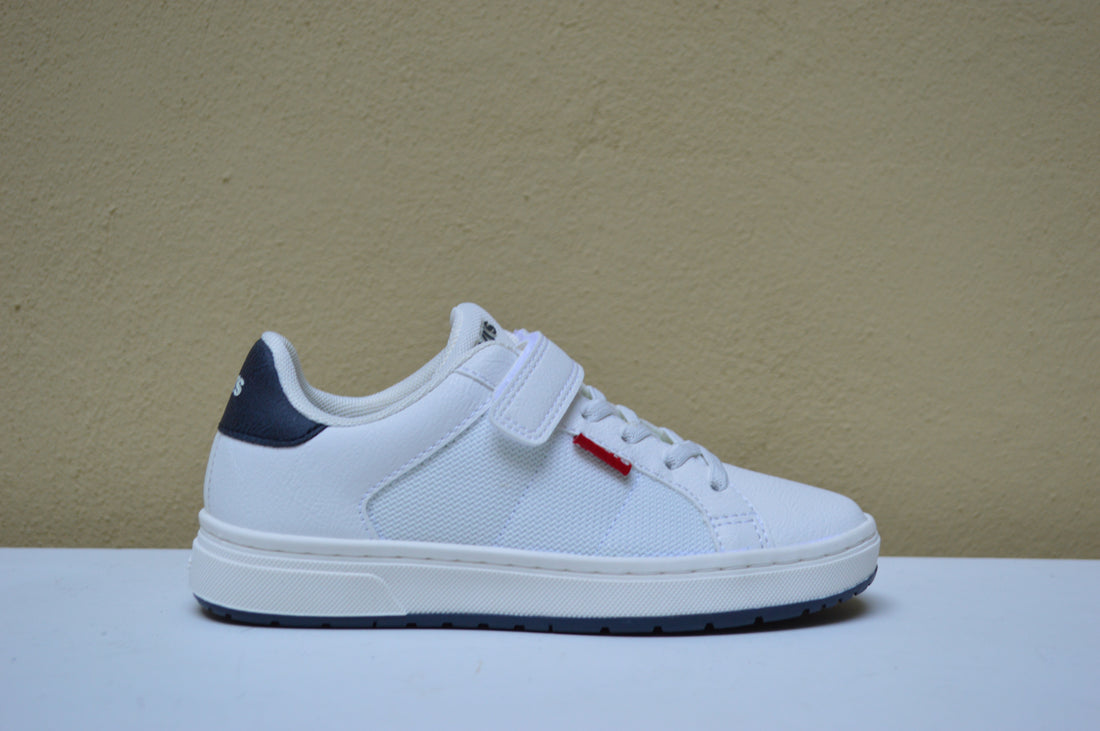 Levi's® Sneaker "Court Kids" – Stile Iconico e Massima Praticità