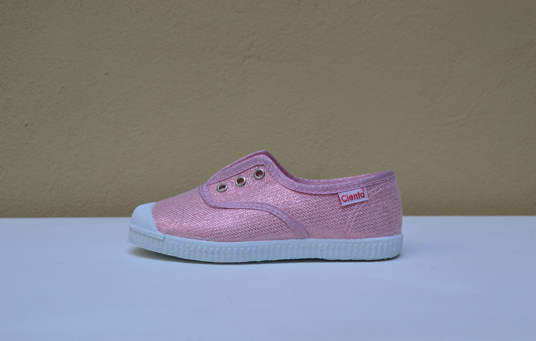 Cienta "Slippers" Glitter – Un Tocco di Magia ad Ogni Passo