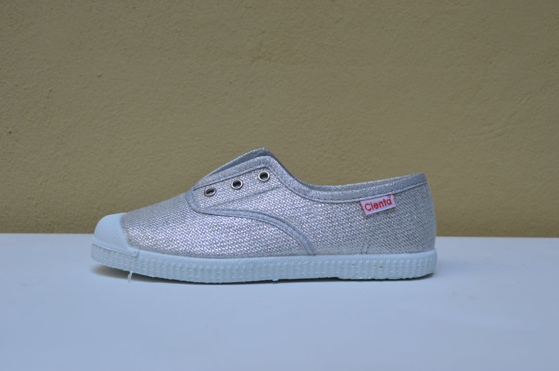 Cienta "Slippers" Glitter – Un Tocco di Magia ad Ogni Passo