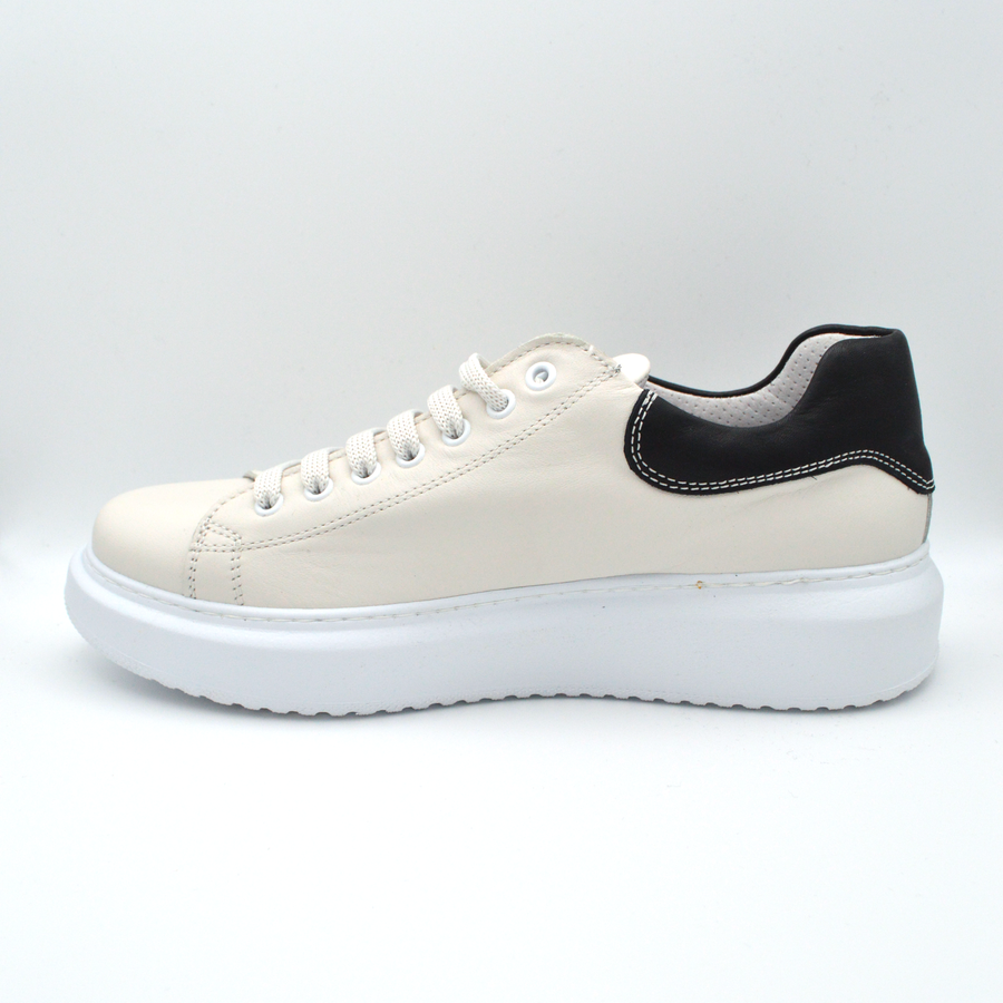 Joann | Sneaker panna e nera