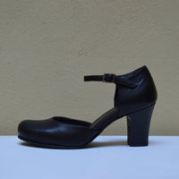 Studio 76 – Decoltè Artigianale "Slingback" con Cinturino e Tacco Scultoreo