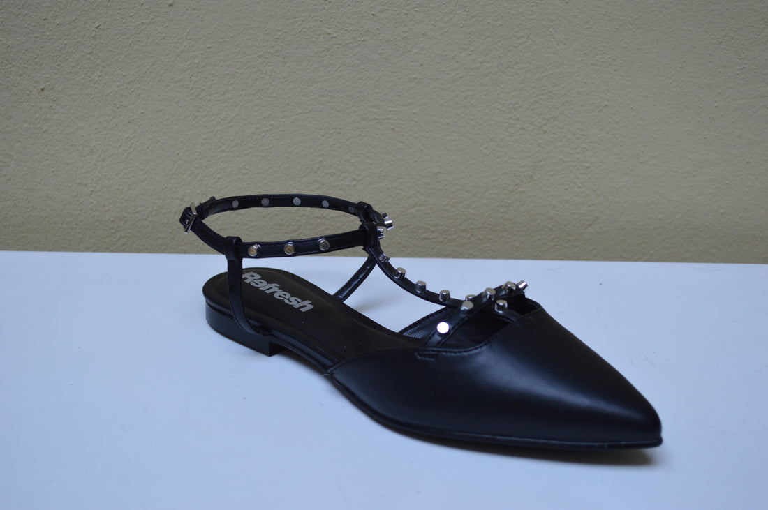 Refresh Ballerina Rock-Chic con Borchie e Design T-Strap