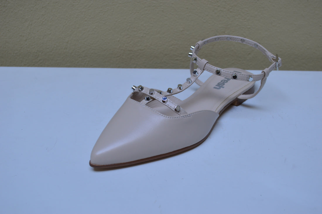 Refresh Ballerina Rock-Chic con Borchie e Design T-Strap
