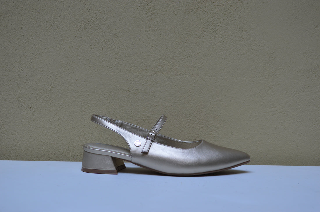 Slingback Refresh – Eleganza Moderna e Comfort Quotidiano