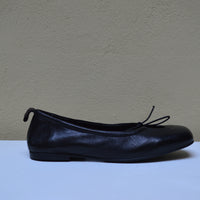 Ballerina in Pelle Nera Sinapsi - Eleganza Minimalista e Comfort