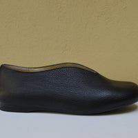 Ballerina Lince in Pelle Martellata – L'Eleganza Essenziale