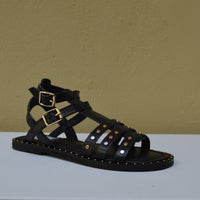 Sandalo Gladiator Grünland con Borchie – Spirito Rock e Comfort Senza Tempo