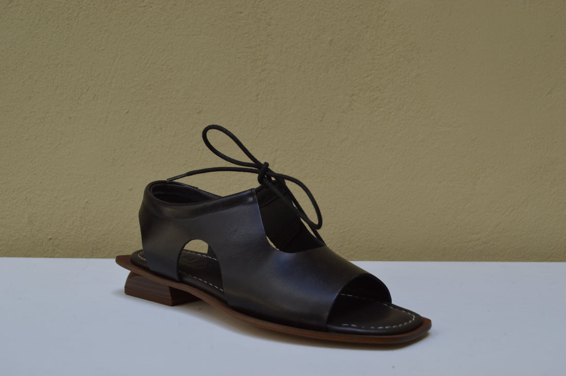 Sandalo Marilù "Abstract Design" – Eleganza Architettonica