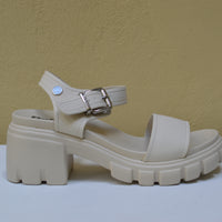 Sandalo Refresh "Glow Platform" – Eleganza Moderna e Comfort Assoluto