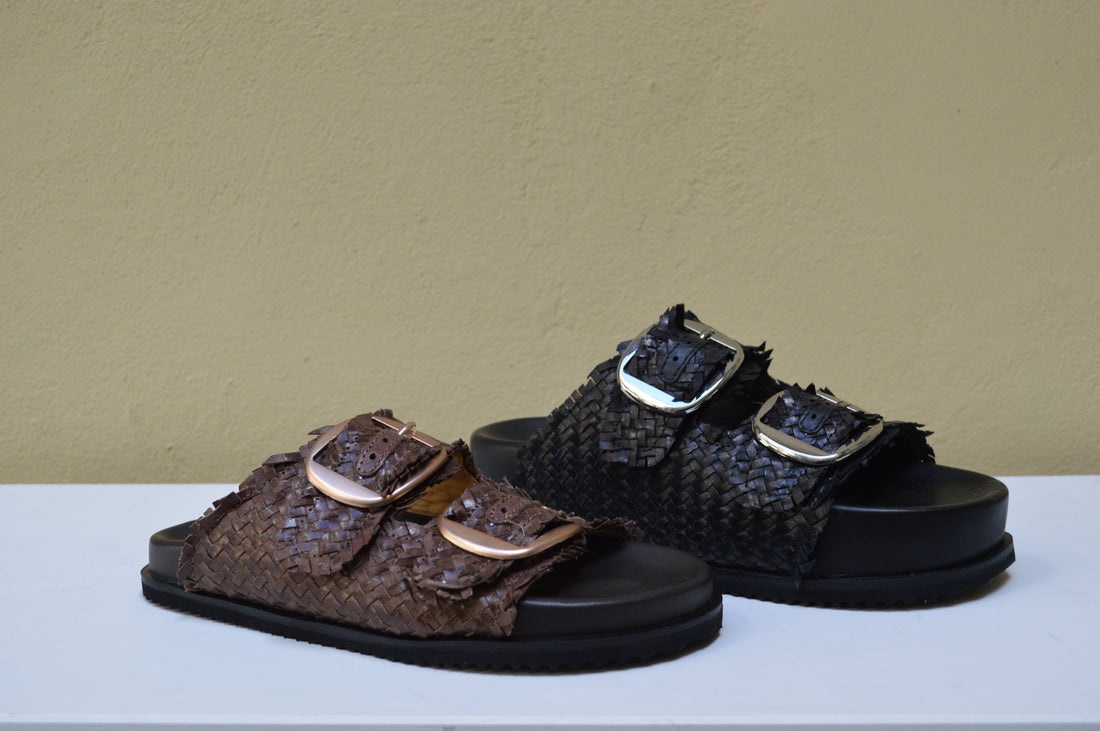 Sandalo Slide Madmind – Intreccio Artigianale e Maxi Buckle