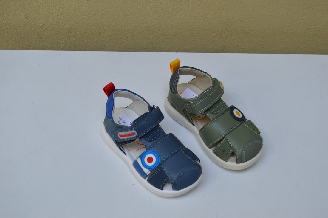 Sandalo Biomecanics Sporty – Libertà di Movimento e Design Evolutivo