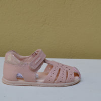 Sandalo Pablosky Bambina - Rosa Pastello con Lavorazione Traforata e Dettaglio Glitter