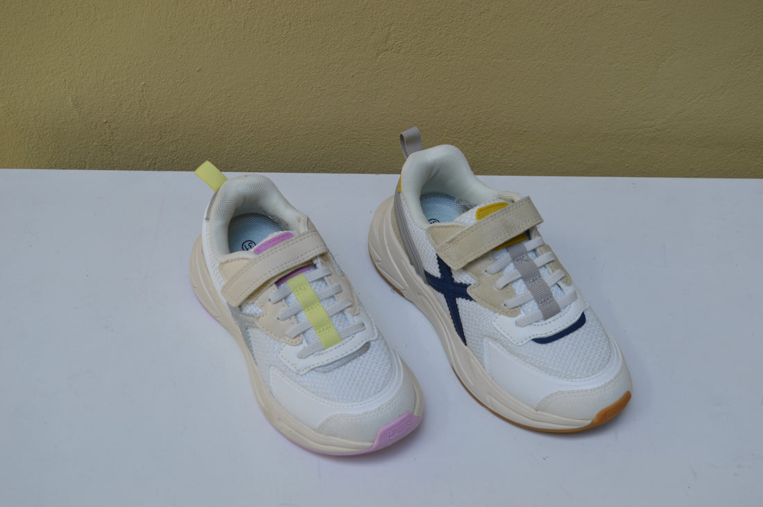 Sneaker Munich Kid - Stile Iconico e Massimo Comfort