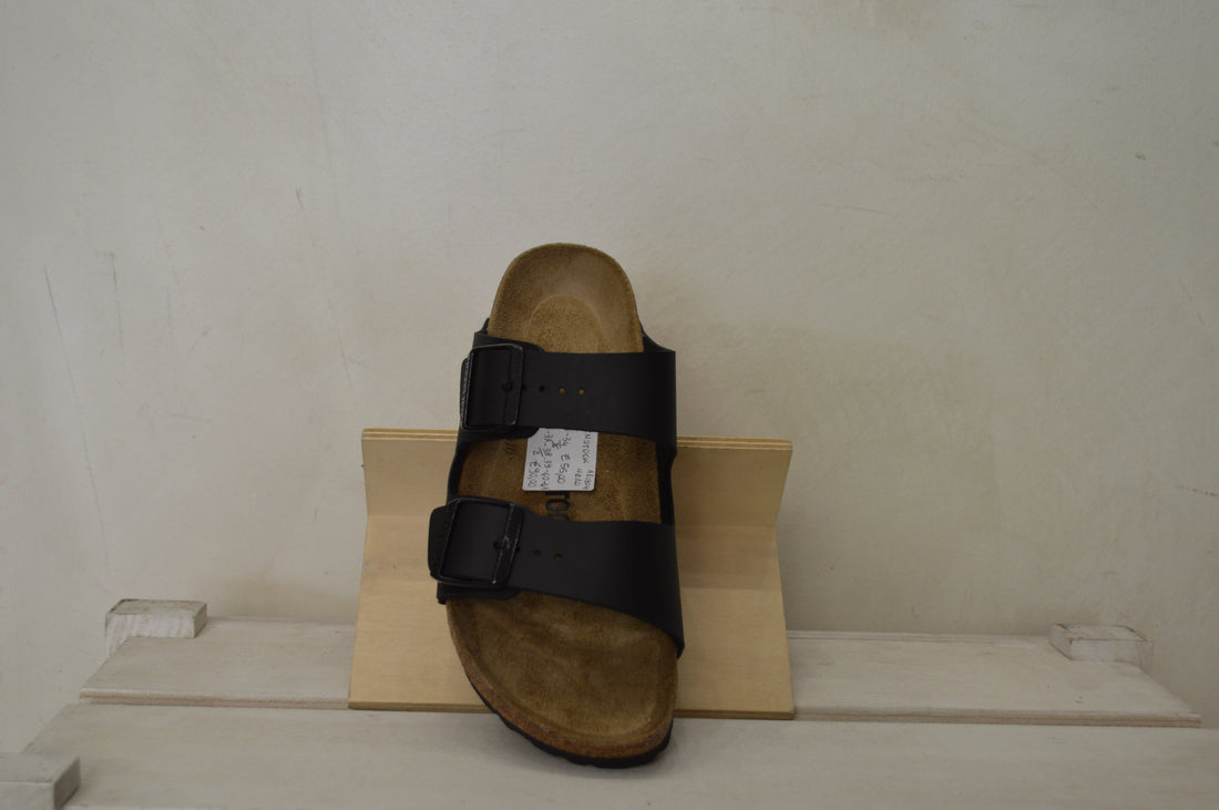 Birkenstock Arizona Black: Il Classico Moderno senza Tempo