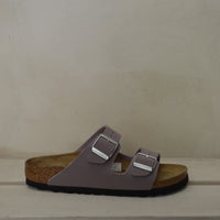 Birkenstock Arizona: Comfort Iconico in una Nuova Palette di Colori pastello