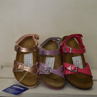 Birkenstock Kids: Libertà, Colore e Sostegno per Piccole Esploratrici