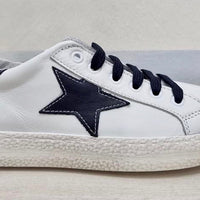 BARQUE leather sneakers with blue or white zip laces