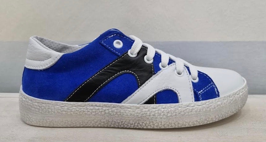 BARQUE sneakers with laces and bluette zip