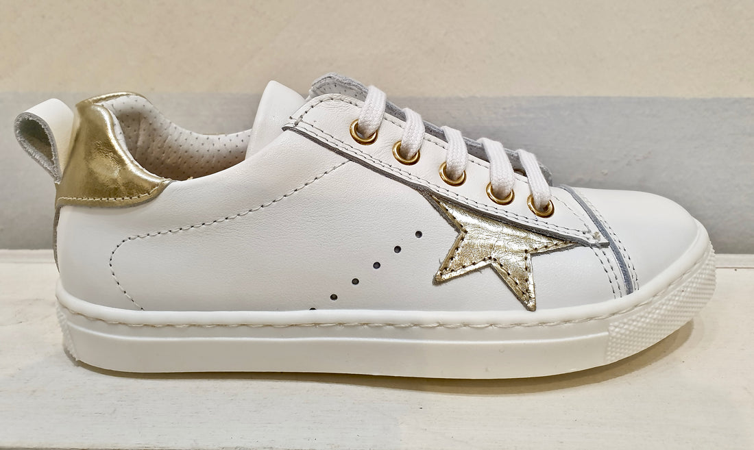 MOBY DICK white leather sneakers with gold star laces and zip