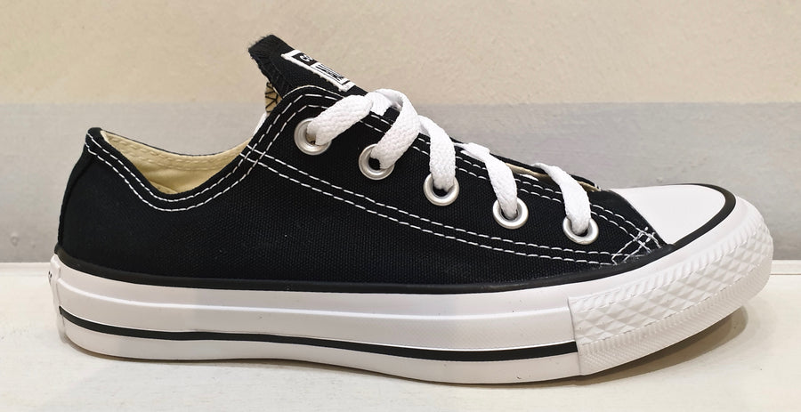 CONVERSE ALL STAR low black, white or blue laces.