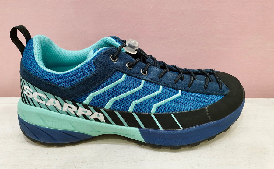 SCARPA sneakers with blue light blue elastic laces