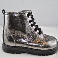 BOOTS in lead or anthracite laminated leather