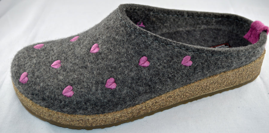 HAFLINGER pantofole in lana grigio ricamo cuori rosa