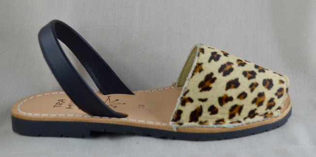 RIA minorcan colors in leather and animalier
